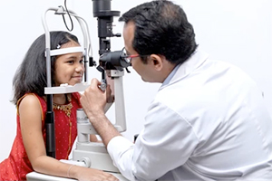 regular eye check up
